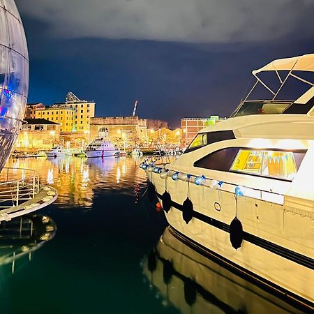 Bb Boat Lady A Otel Cenova Dış mekan fotoğraf